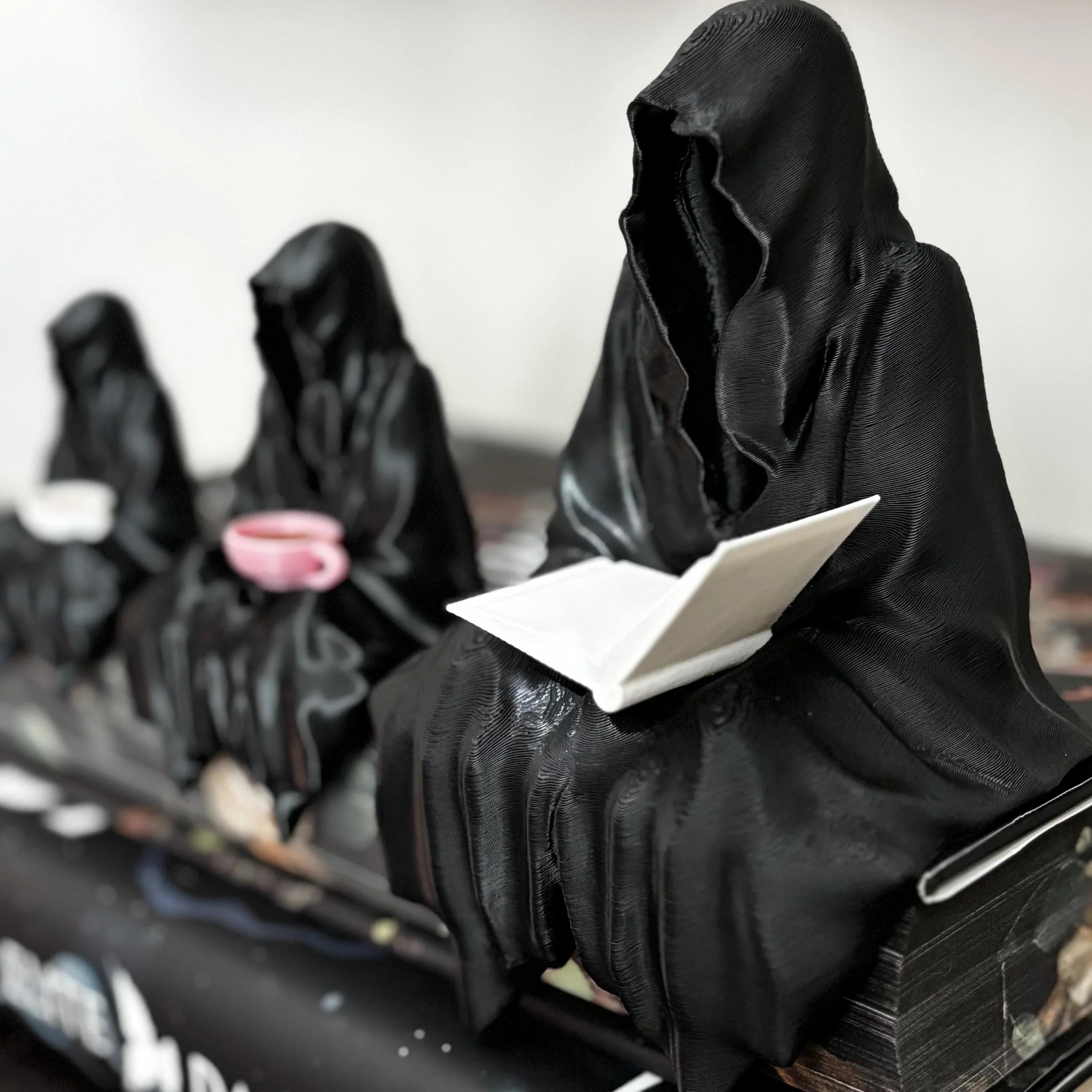 ACOTAR Suriel Holding Book or Teacup / Bookshelf Grim Reaper / Ghost / Death Figurine