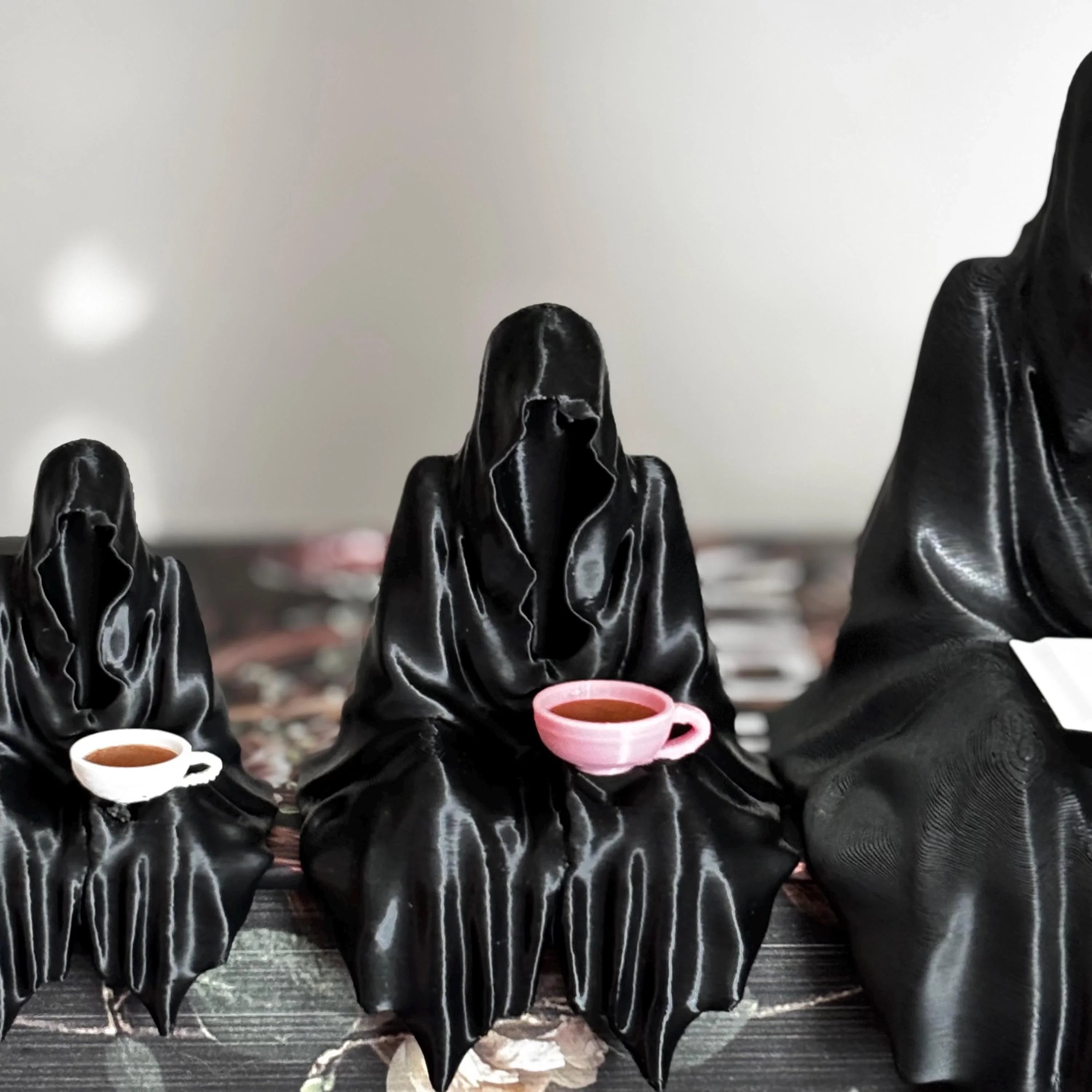 ACOTAR Suriel Holding Book or Teacup / Bookshelf Grim Reaper / Ghost / Death Figurine