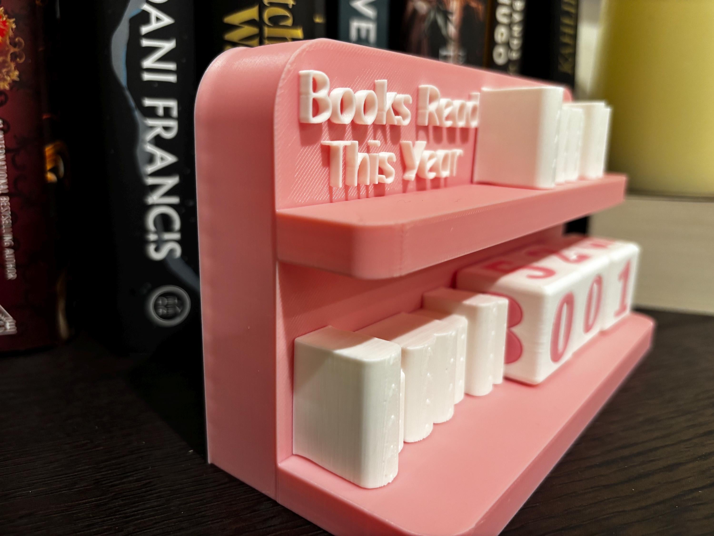 Arched Books Read 0-999 Counter: Bookworm Decor with Dice - Track Reading Progress with this Decorative Piece for Book Lovers