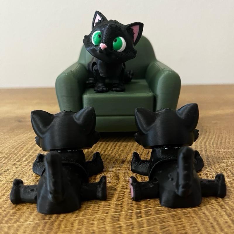 Custom 3D-Printed Cat Figurine with Articulating Legs: 3D-Printed Flexi Pet