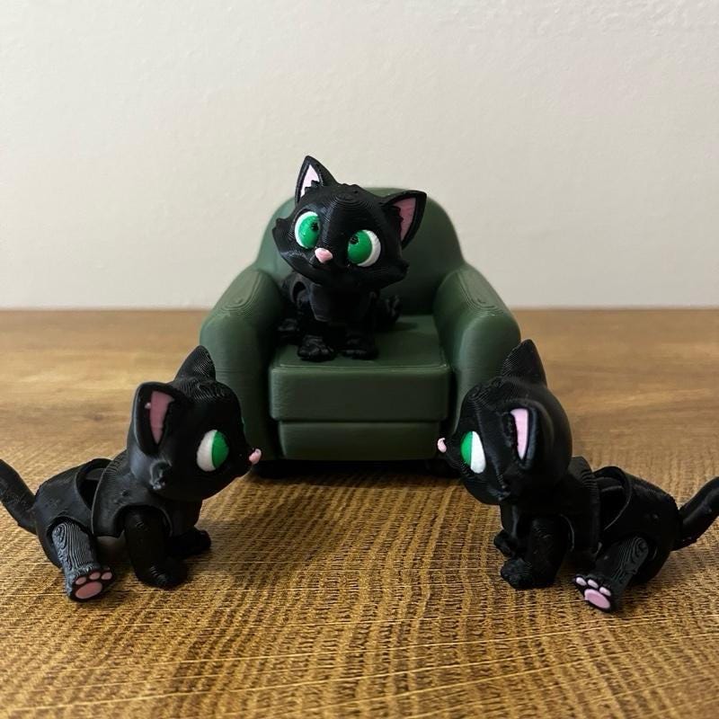 Custom 3D-Printed Cat Figurine with Articulating Legs: 3D-Printed Flexi Pet