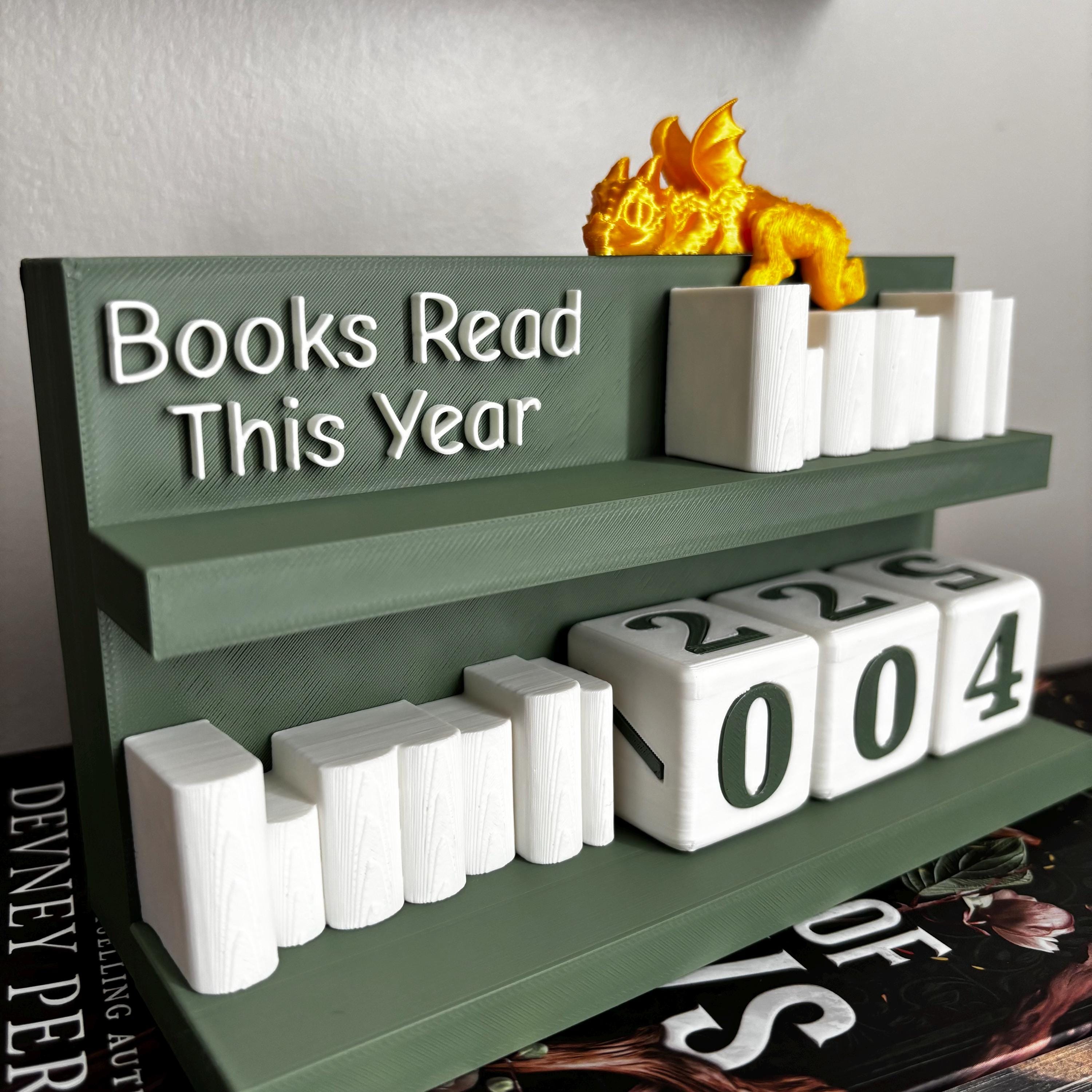 Large Books Read Counter 0-999: Bookworm Decor with Dice - Track Reading Progress with this Decorative Piece for Book Lovers