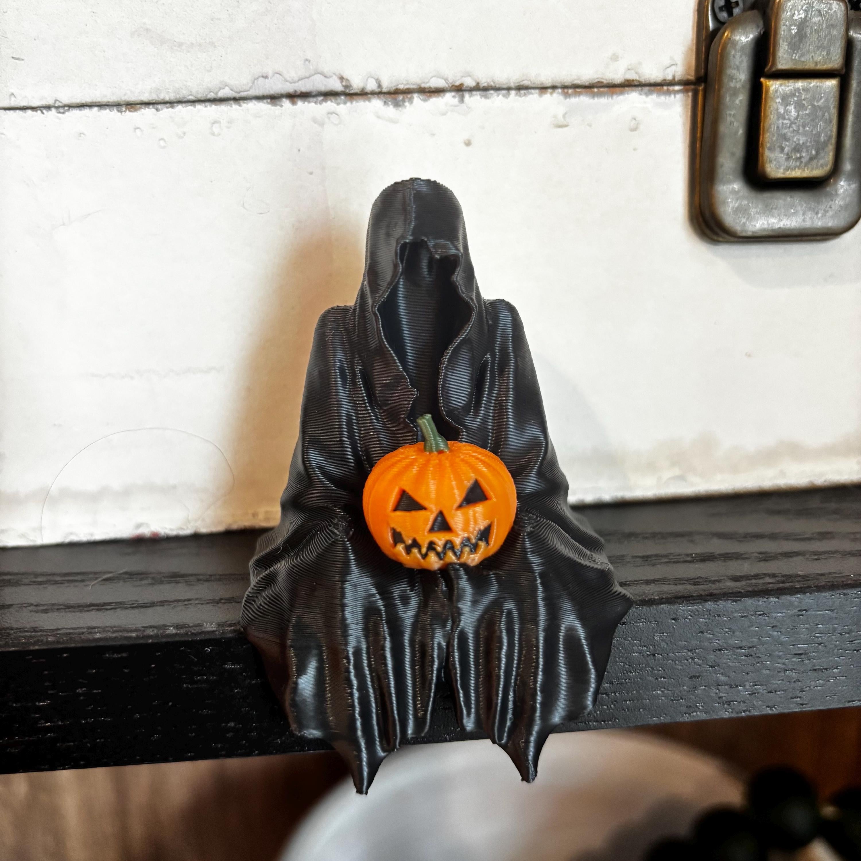 Pumpkin Suriel | Grim Reaper / Ghost / Death Figurine : 3D Printed Halloween Bookshelf Decor, Bookish Reads