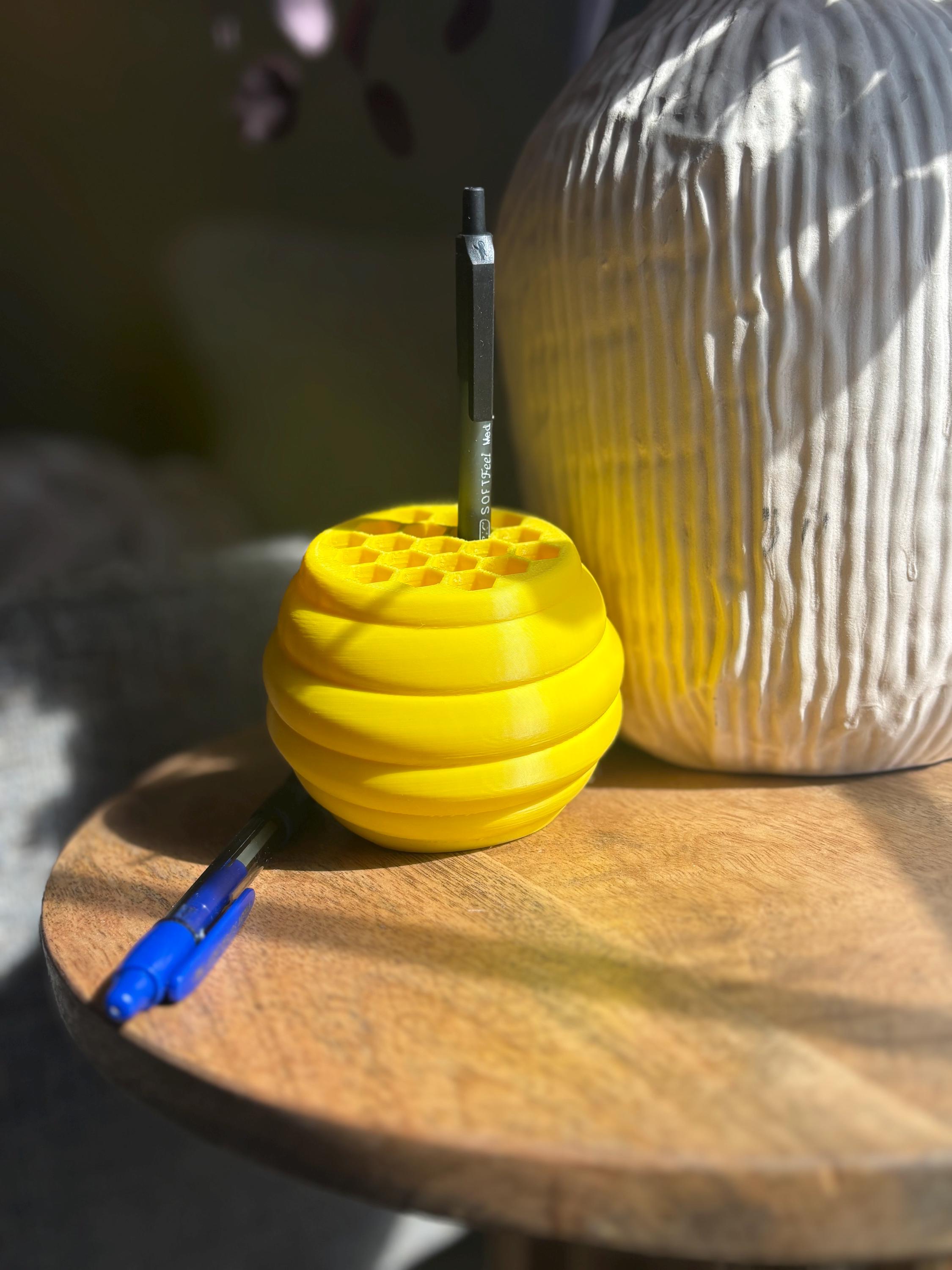 Beehive Organizer | Multi-purpose Cute Hexagon Pen, Brush, Paint / Art Supplies Holder for Desk or Shelf | Custom Colors __etsy:6730036817