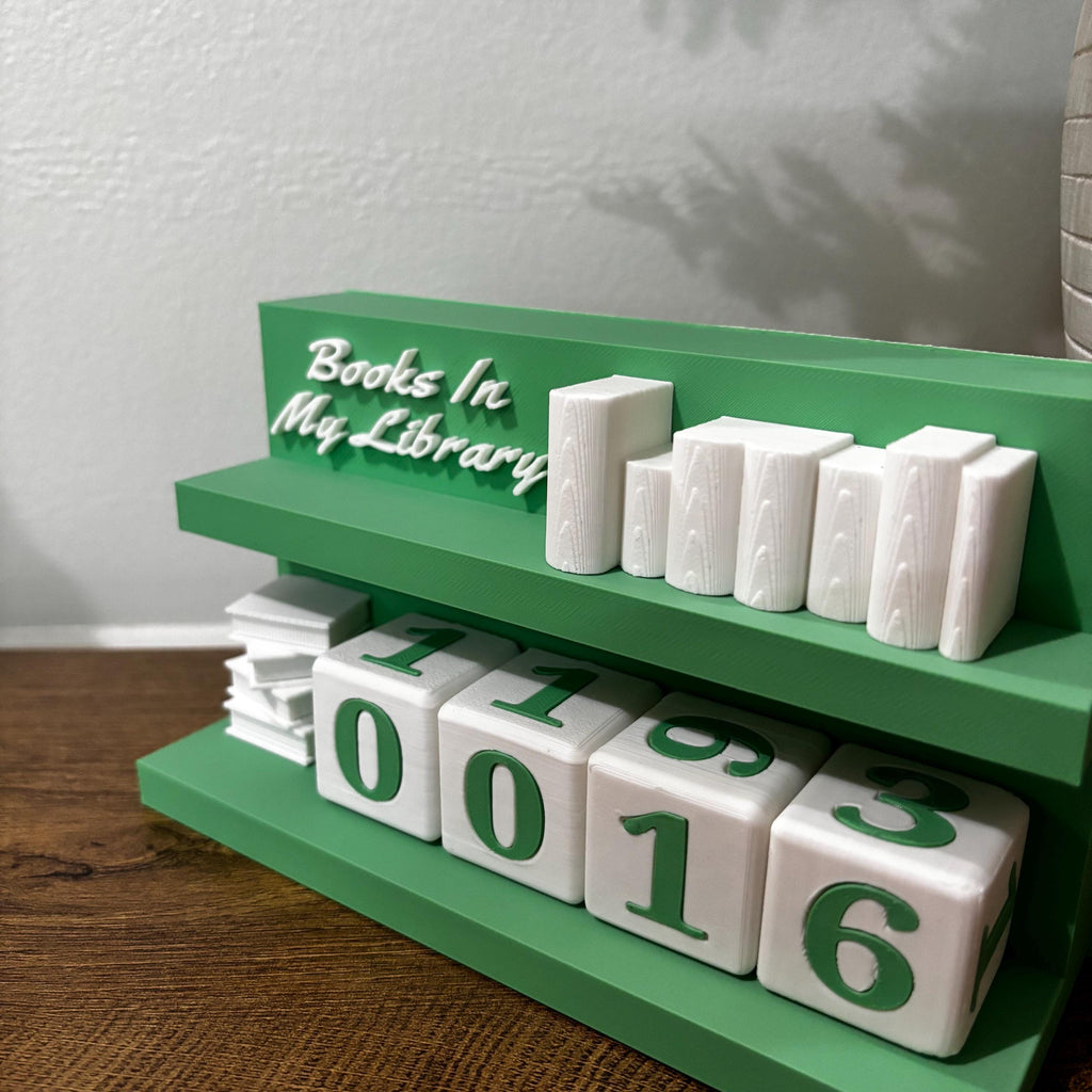 Books in My Library Counter 1000+: Bookworm Decor with Dice - Track Reading Progress with this Decorative Piece for Book Lovers __etsy:7433900171